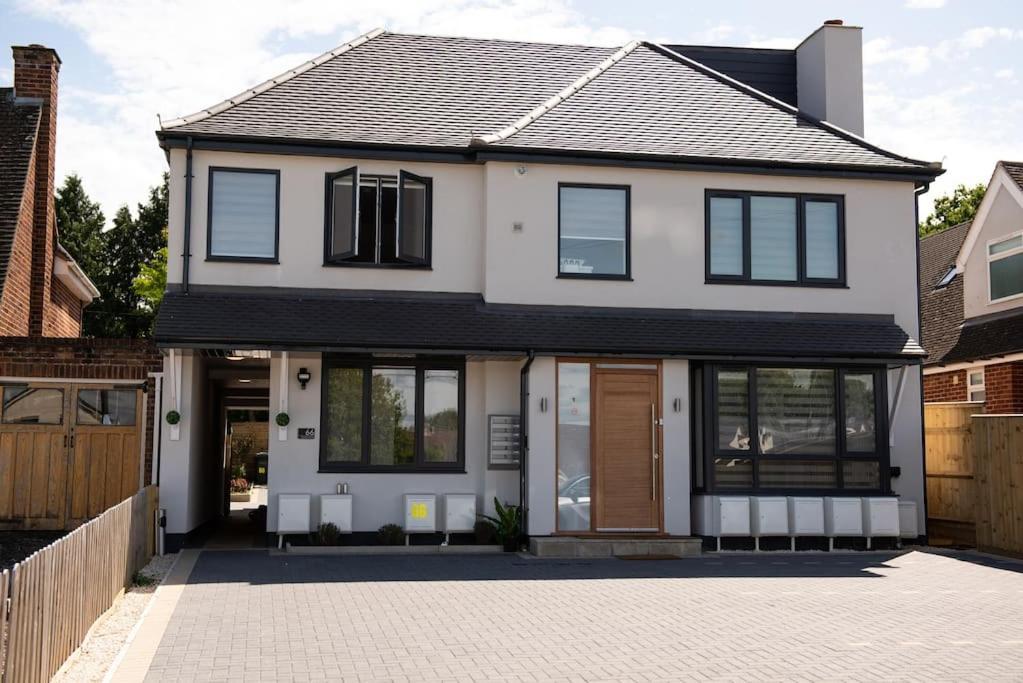 Walnut Luxurious 2-Bedroom With Ensuite - Parking, Netflix, Wifi - Close To Oxford, Bicester & Blenheim Palace Kidlington Εξωτερικό φωτογραφία