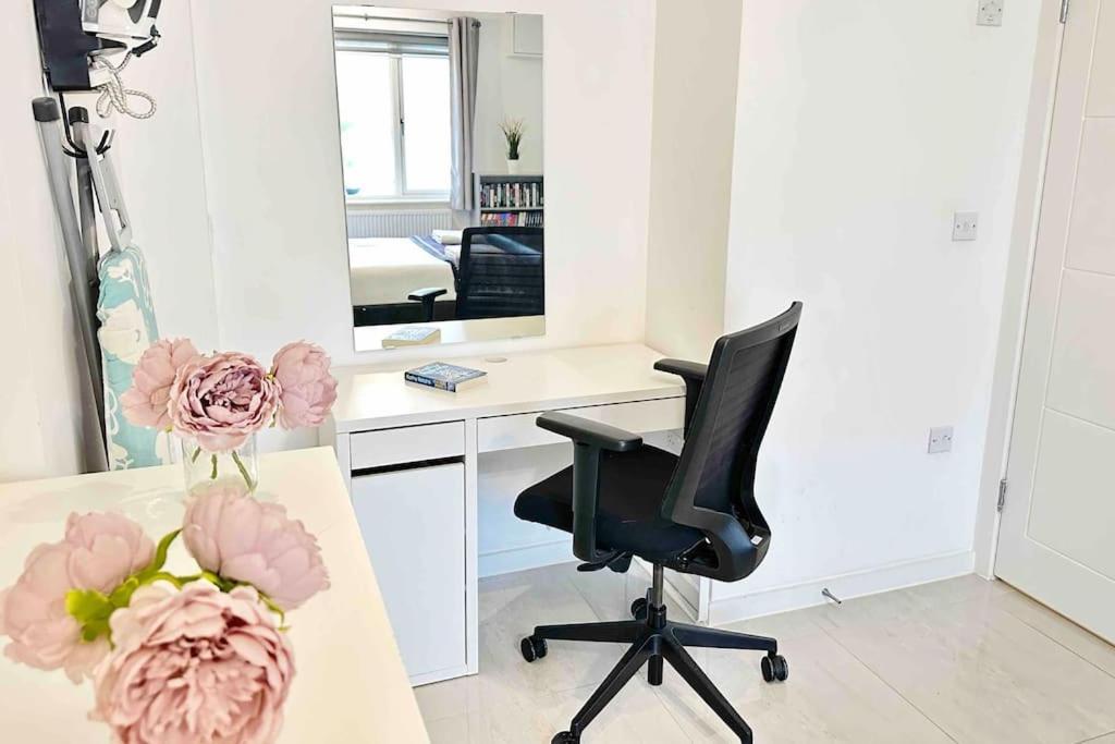 Walnut Luxurious 2-Bedroom With Ensuite - Parking, Netflix, Wifi - Close To Oxford, Bicester & Blenheim Palace Kidlington Εξωτερικό φωτογραφία