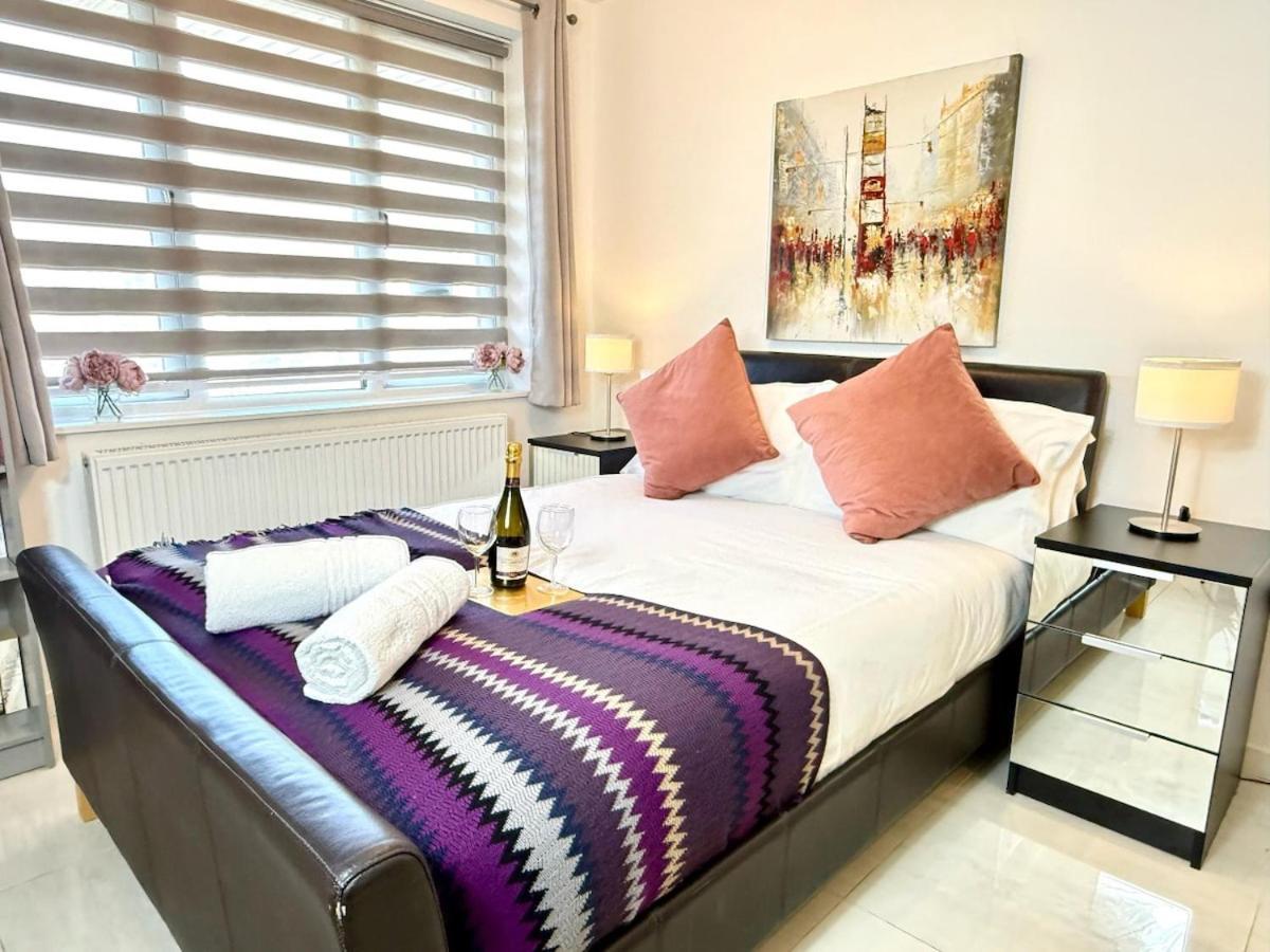 Walnut Luxurious 2-Bedroom With Ensuite - Parking, Netflix, Wifi - Close To Oxford, Bicester & Blenheim Palace Kidlington Εξωτερικό φωτογραφία